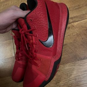 Nike Kyrie 3